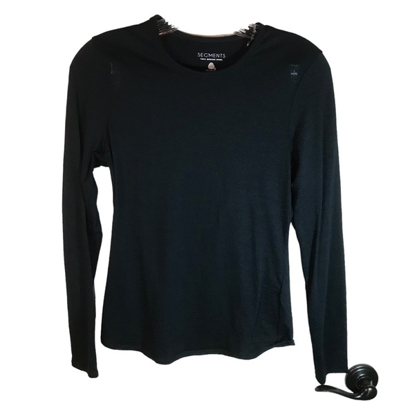 segments Tops - Segments women’s long sleeve crewneck merino wool base layer size XS black